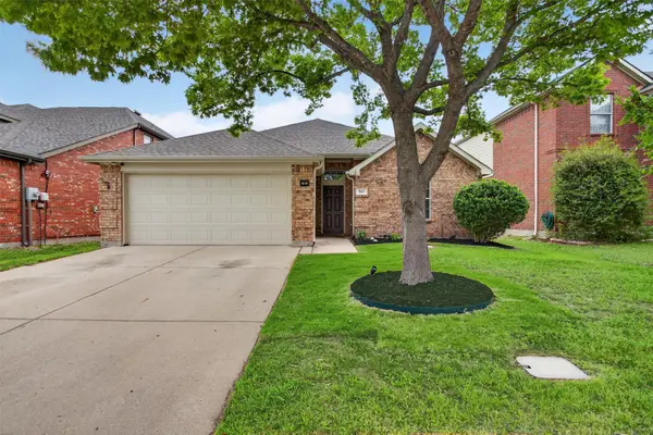 921 Bowie Drive, Lavon, TX 75166