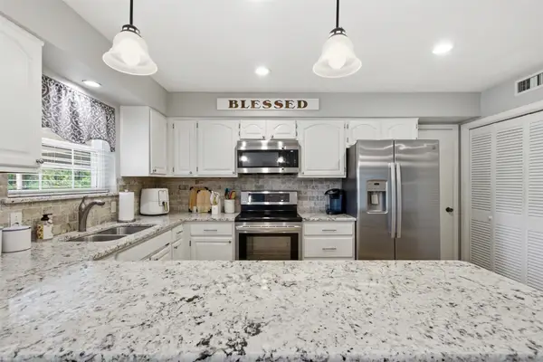 5852 Marina Drive #21, Garland, TX 75043