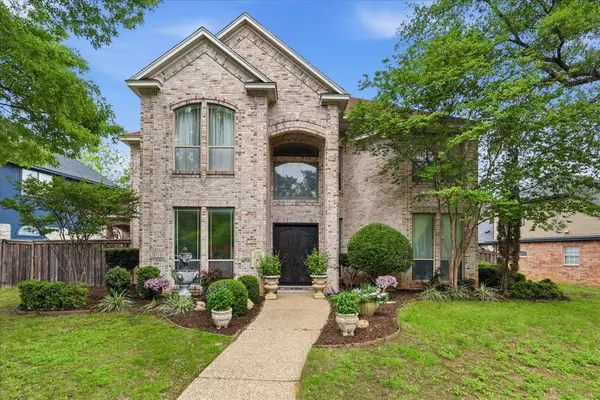 4717 Morris Heights Drive, Arlington, TX 76016