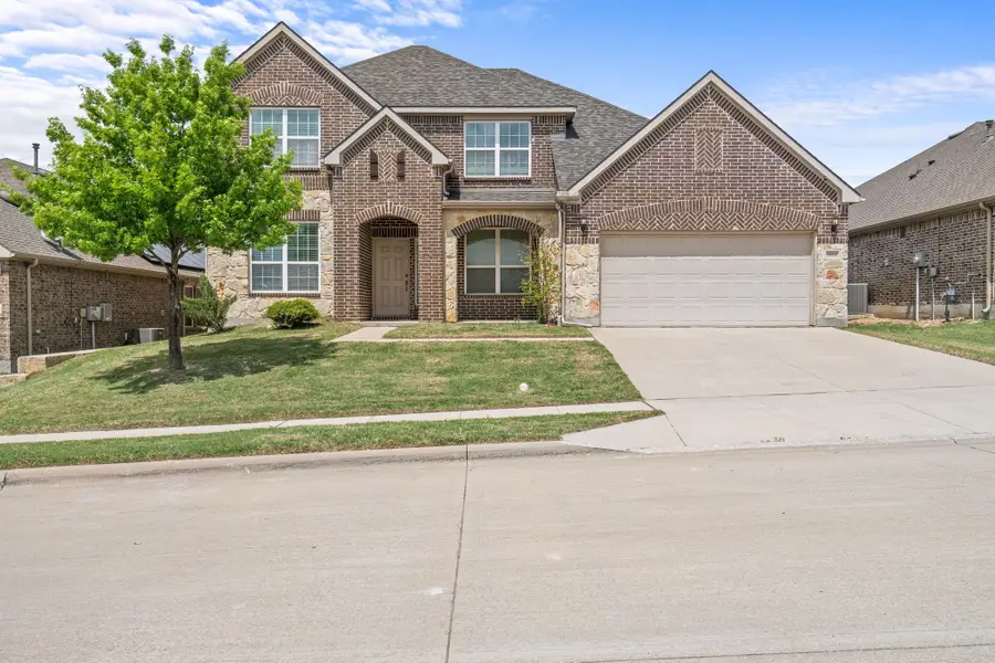 1929 Brahorn Lane, Fort Worth, TX 76131 - #2