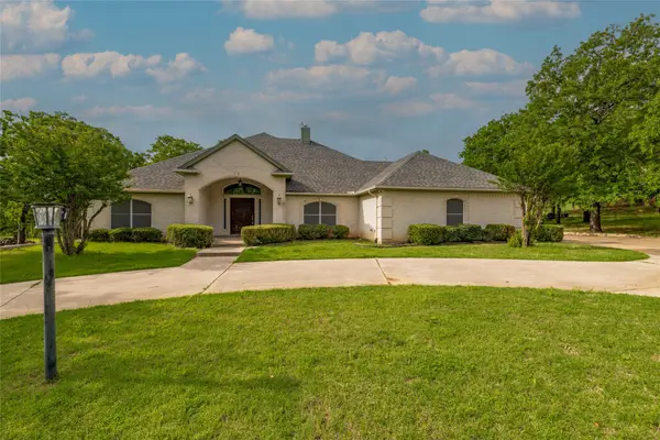 603 Runaway Bay Drive, Runaway Bay, TX 76426