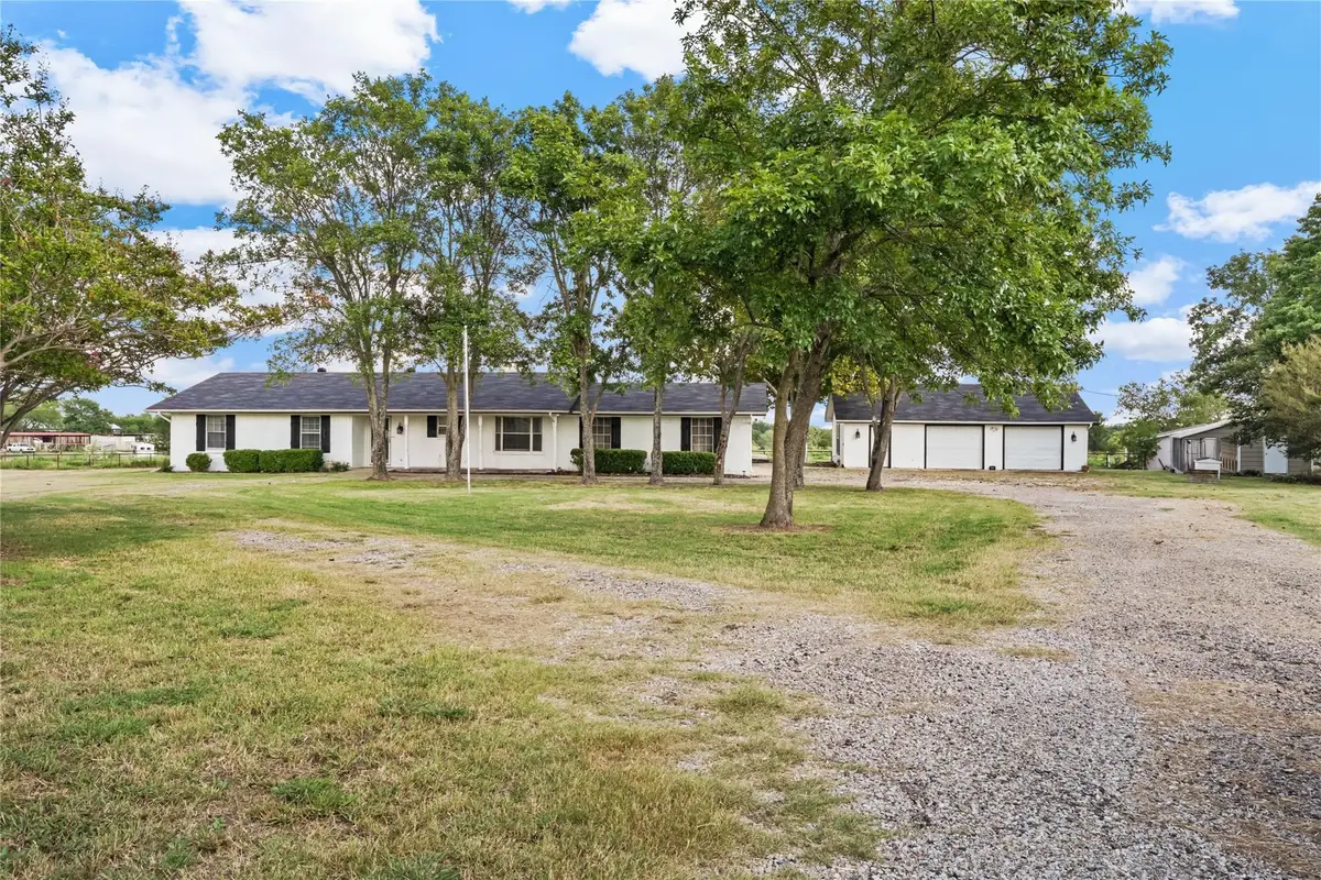 815 N Spikes Road, Corsicana, TX 75110 - #1