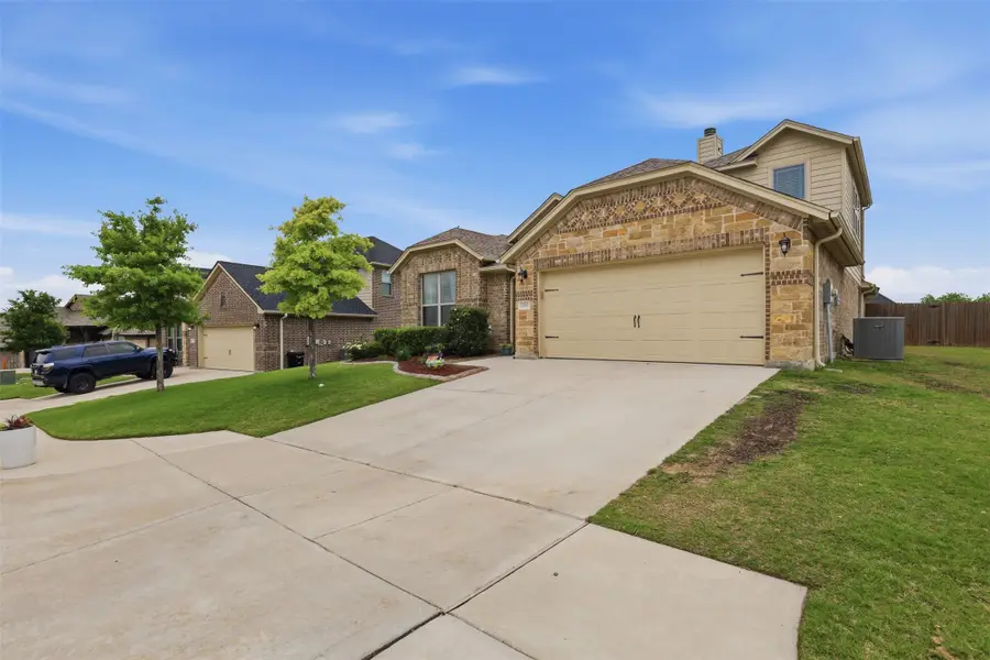 3017 Ridgemont Court, Weatherford, TX 76086 - #2