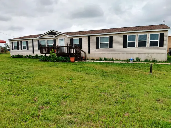 6141 County Road 593, Nevada, TX 75173