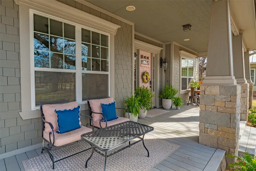 907 Cherry Street, Graham, TX 76450 - #3