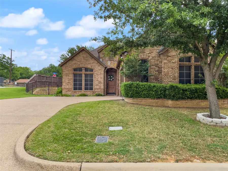 5801 Mira Lago Lane, Arlington, TX 76017 - #2