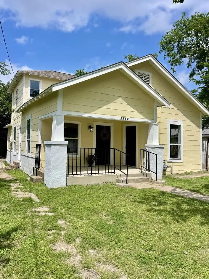 2613 Hale Avenue, Fort Worth, TX 76106 - #3