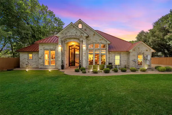 241 W Chapman Road, Hewitt, TX 76643