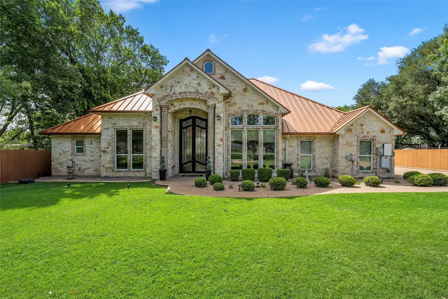 241 W Chapman Road, Hewitt, TX 76643 - #2