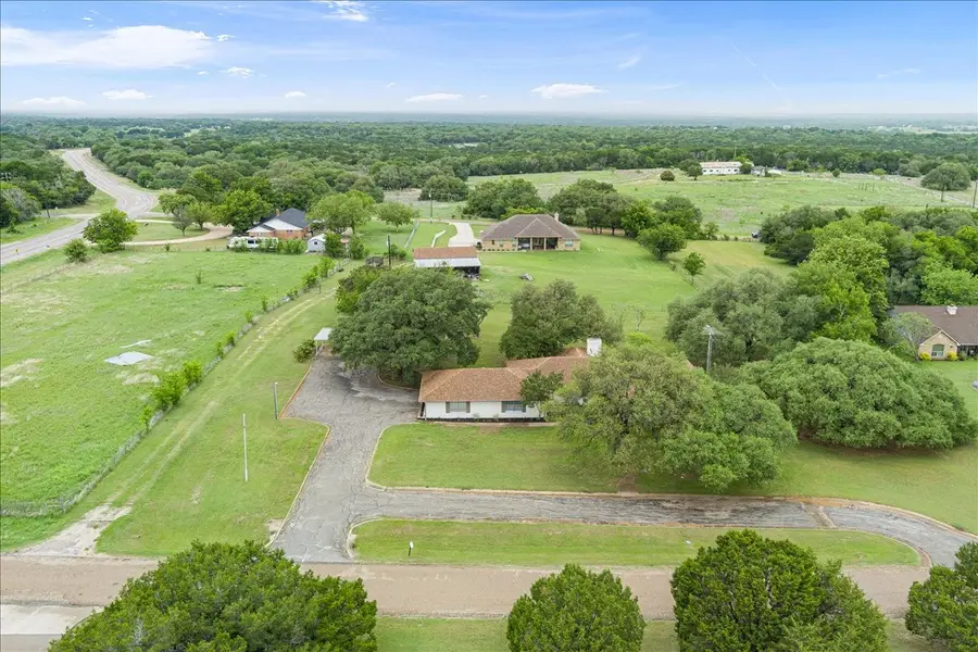 153 Eagle Canyon Drive, China Spring, TX 76633 - #2