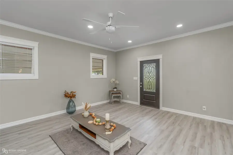 1930 Cross Lake Boulevard, Shreveport, LA 71109 - #3