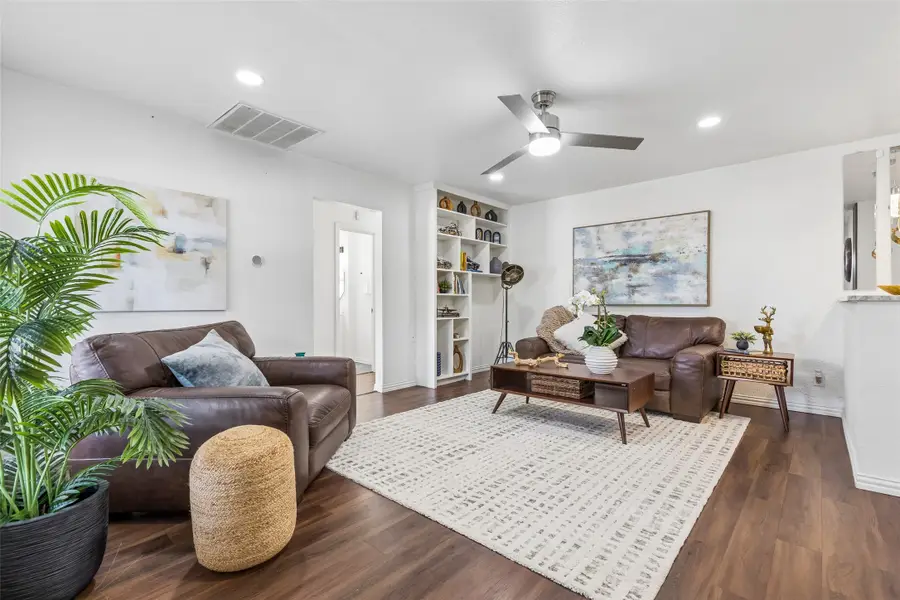 5111 Stoneleigh Avenue, Dallas, TX 75235 - #3