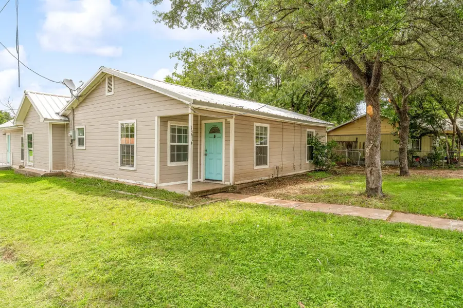 1391 N Paddock Street, Stephenville, TX 76401 - #2