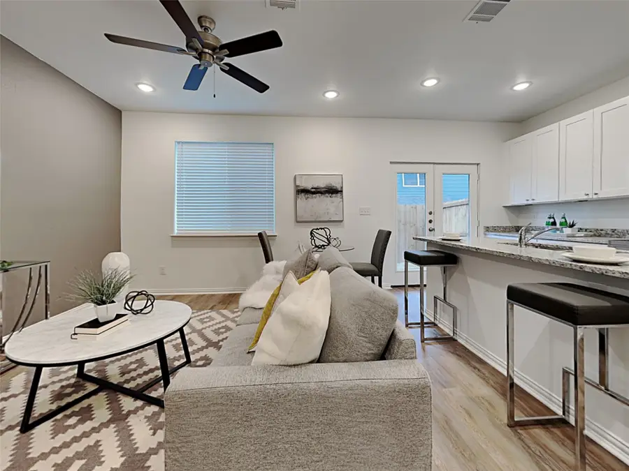 1301-1302 Boxwood Lane, Forest Hill, TX 76140 - #2