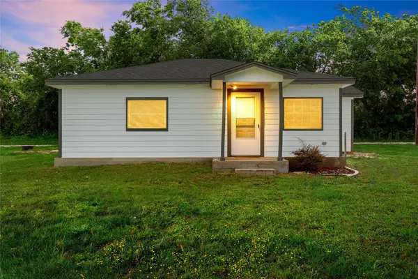 132 Key Lane, Eddy, TX 76524