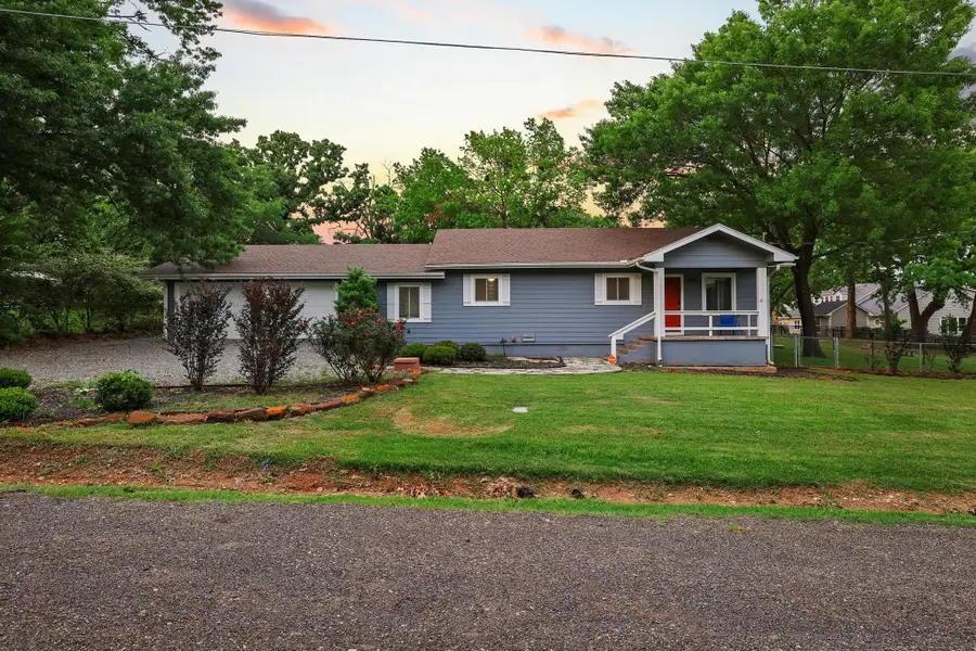 109 Arkansas Street, Pottsboro, TX 75076 - #3