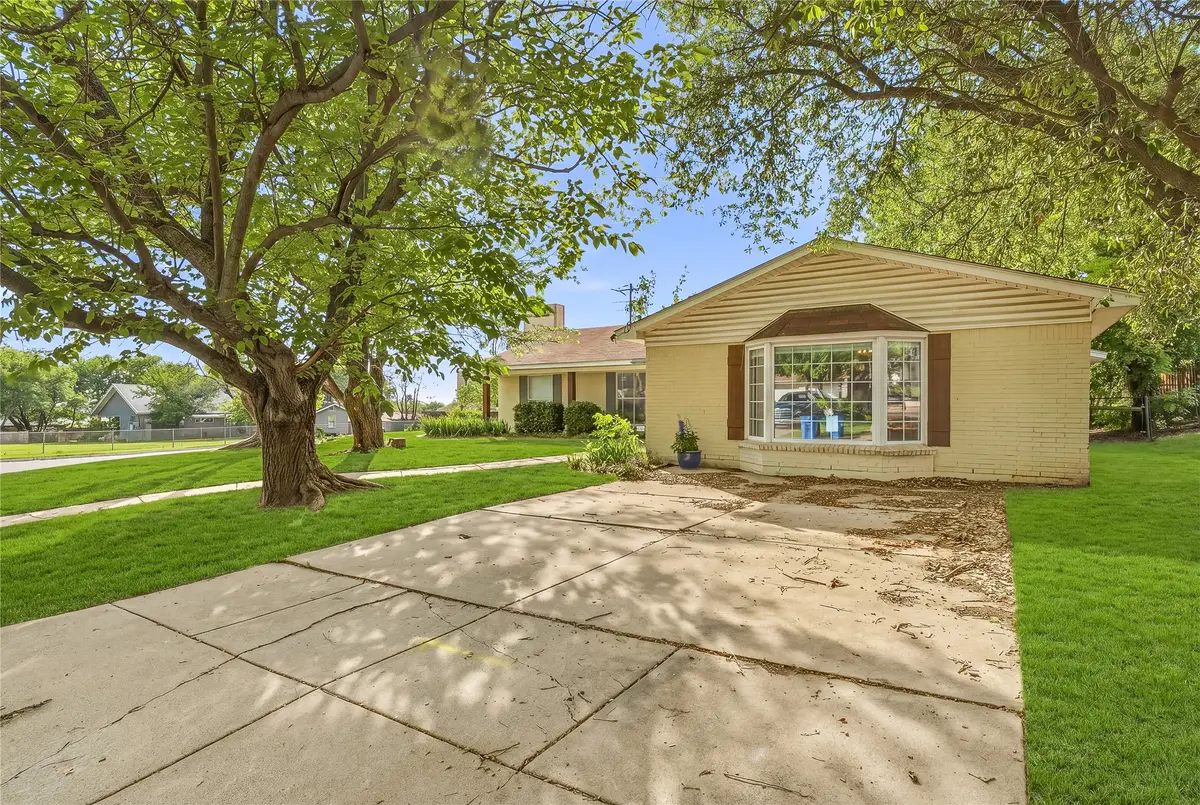 151 Chestnut Street, Aledo, TX 76008 - #1