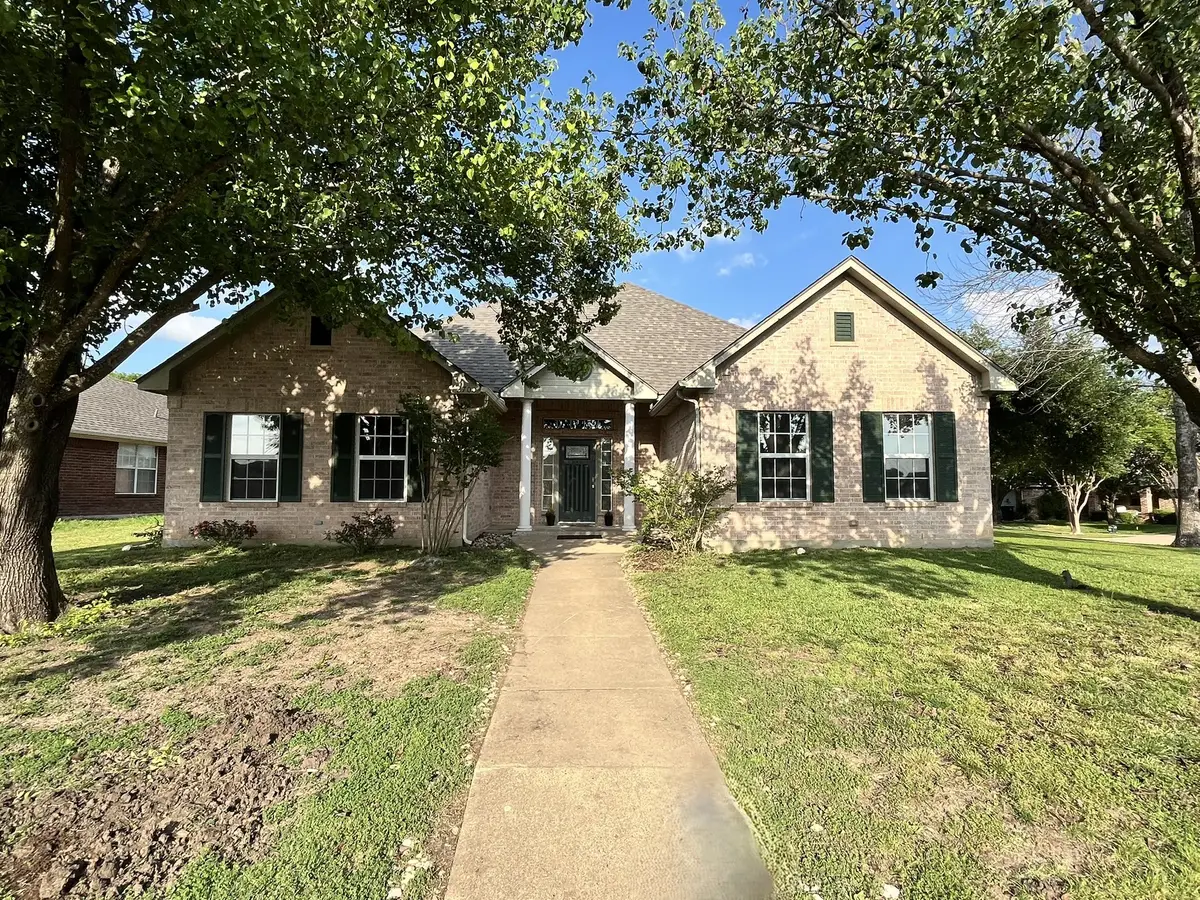 2700 Boyd Street, Ennis, TX 75119 - #1