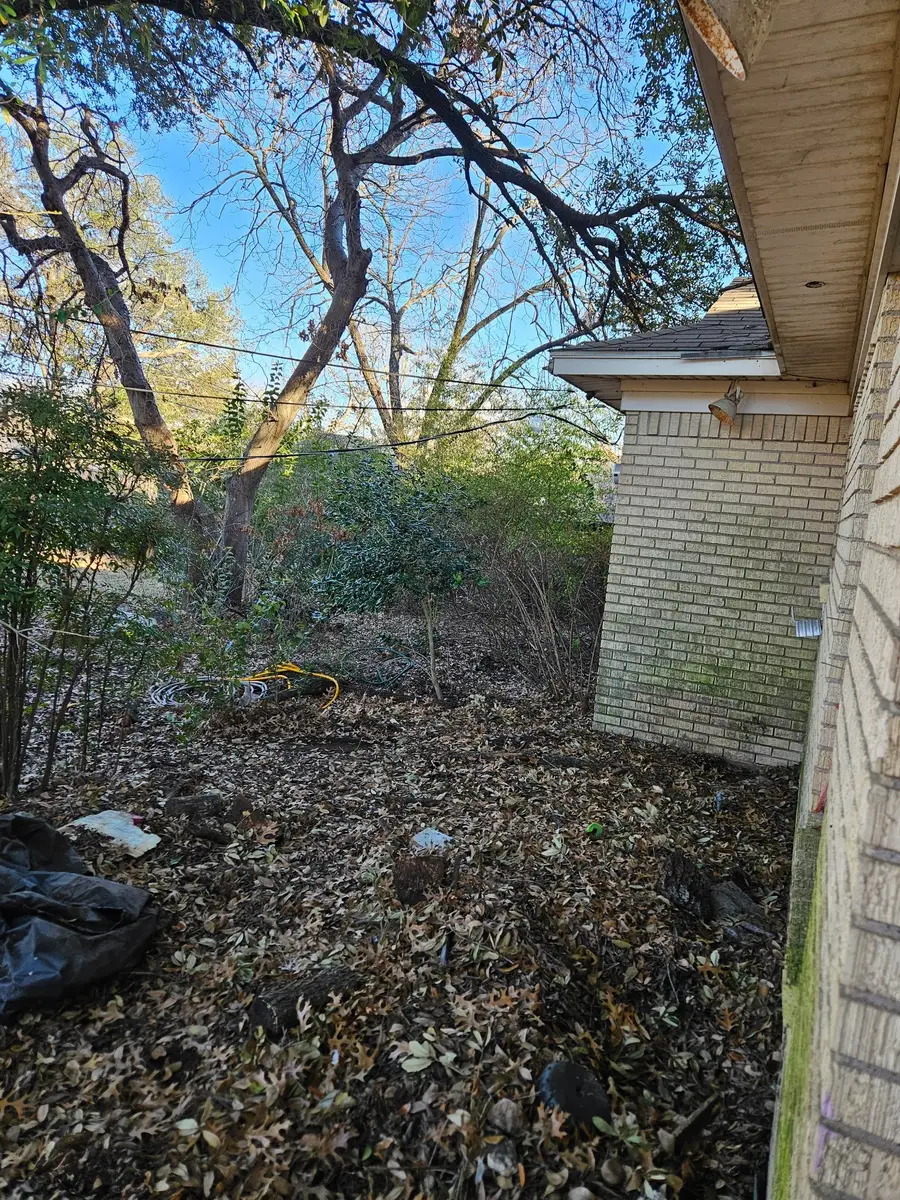 816 Kirkwood Drive, Dallas, TX 75218 - #3