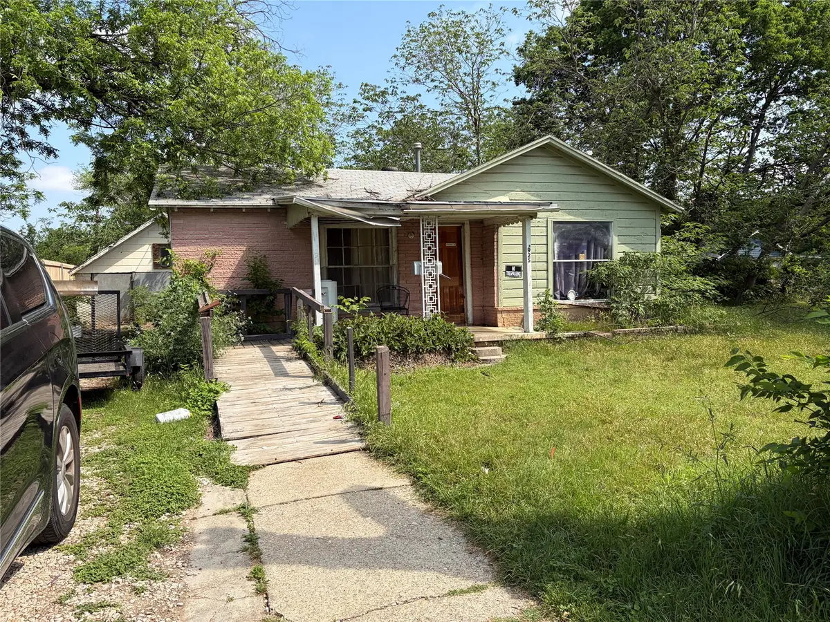 5925 Nina Lane, Haltom City, TX 76117 - #1