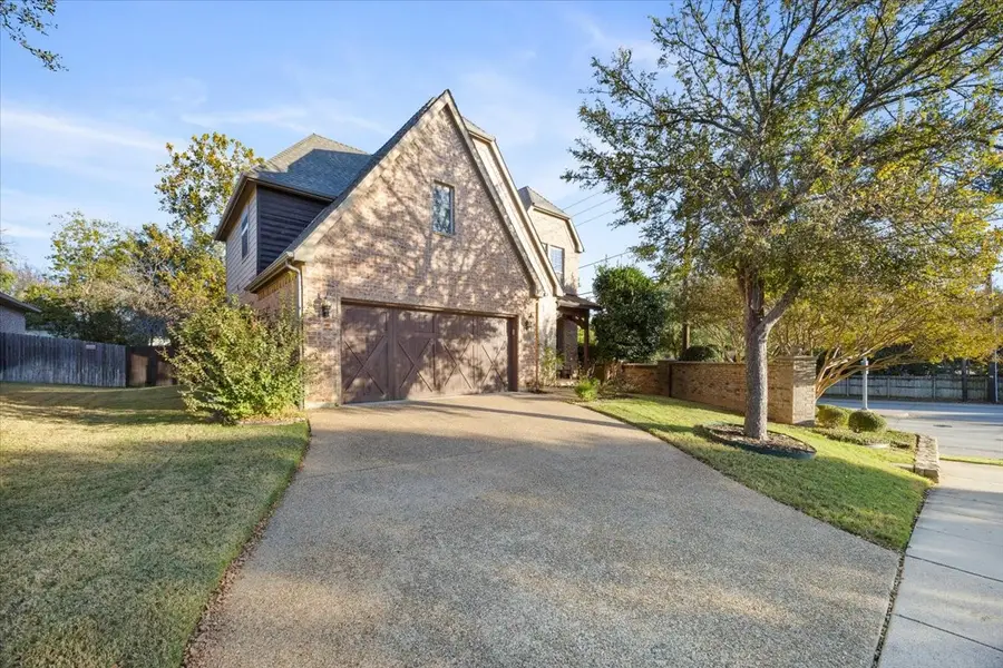 5315 Sun Meadow Drive, Grapevine, TX 76051 - #2