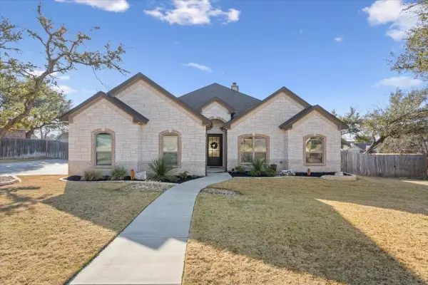 102 Rancho Del Lago Lane, Morgans Point Resort, TX 76513