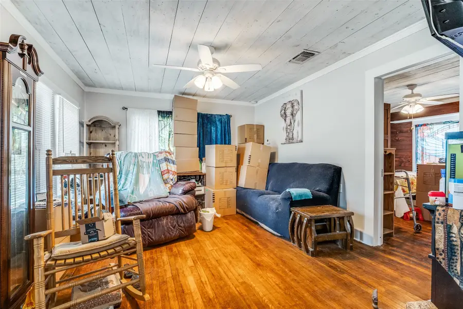 425 W Ball Street, Weatherford, TX 76086 - #3