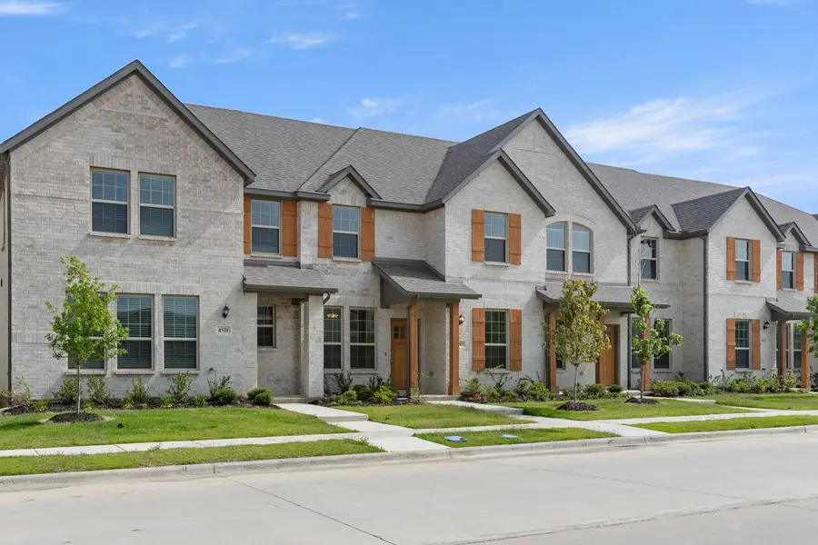 4509 Avion Drive, Sanger, TX 76266 - #2