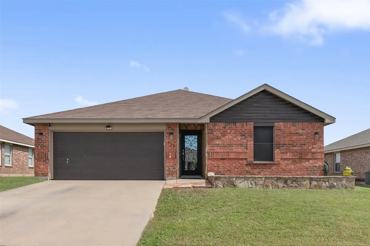 317 Quail Crossing Drive, Sanger, TX 76266 - #1