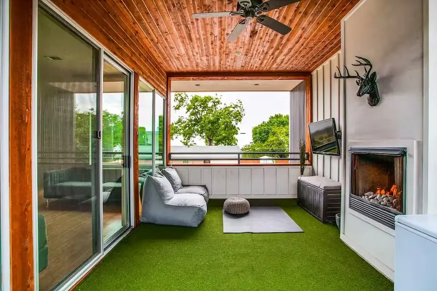 4401 Roseland Avenue #B, Dallas, TX 75204 - #3