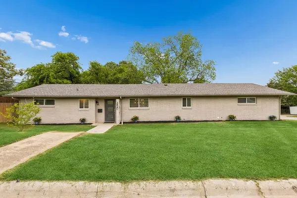 3840 Walton Avenue, Fort Worth, TX 76133