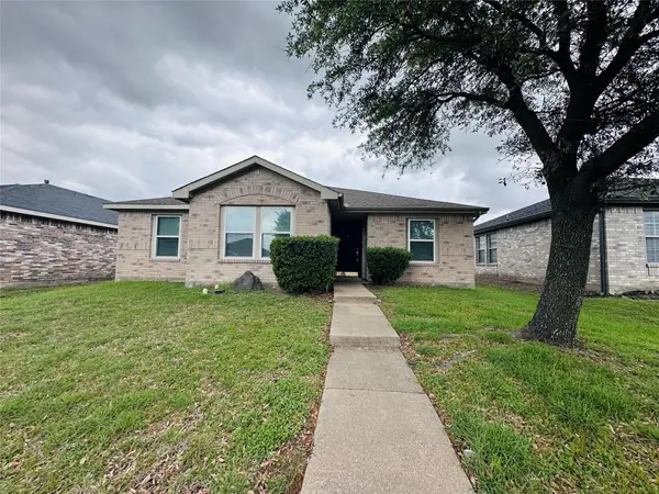 2463 Marimont Lane, Lancaster, TX 75134