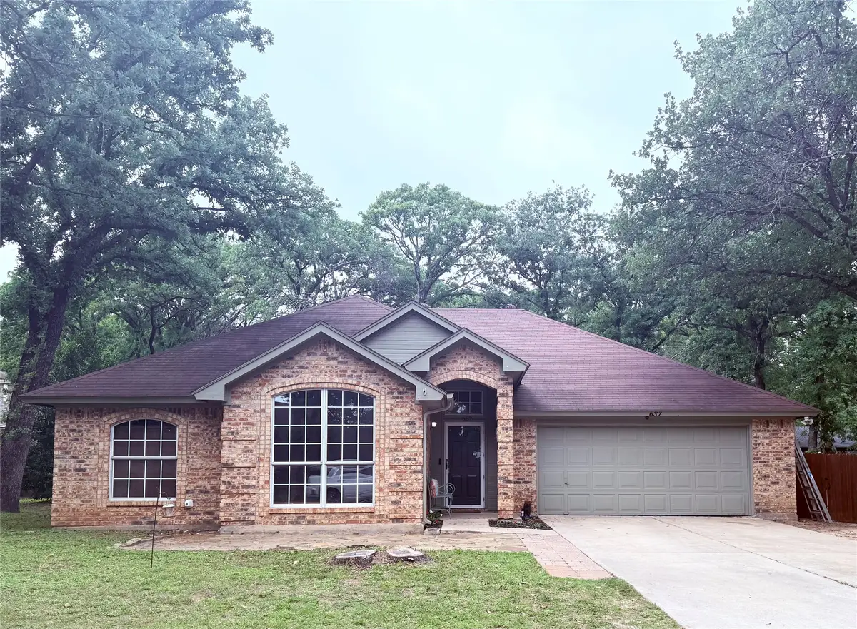 637 Inwood Road, Azle, TX 76020 - #1