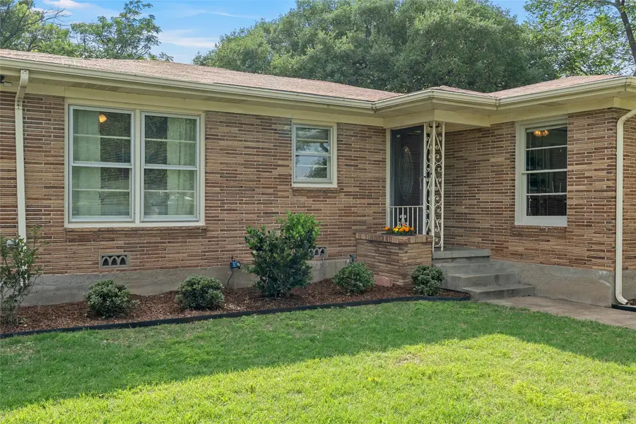 3412 N 32nd Street, Waco, TX 76708 - #3