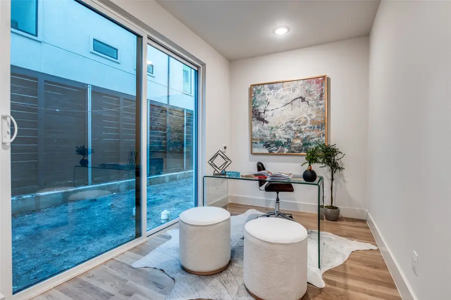 2906 Hawthorne Avenue #101, Dallas, TX 75219 - #3