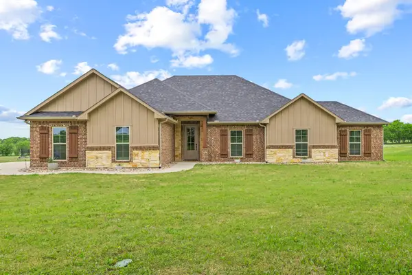 5244 Fm 1571, Lone Oak, TX 75453