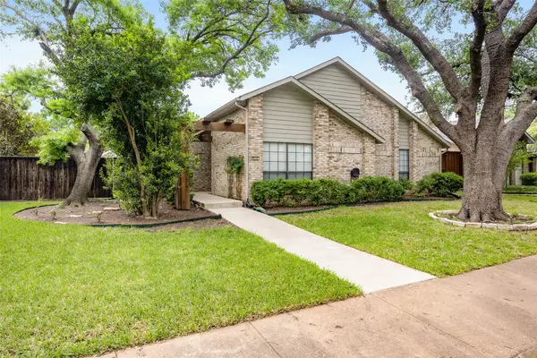 6216 Copperhill Drive, Dallas, TX 75248