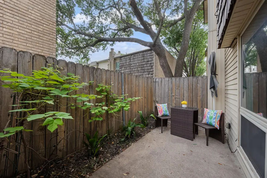 2710 Douglas Avenue #108, Dallas, TX 75219 - #3