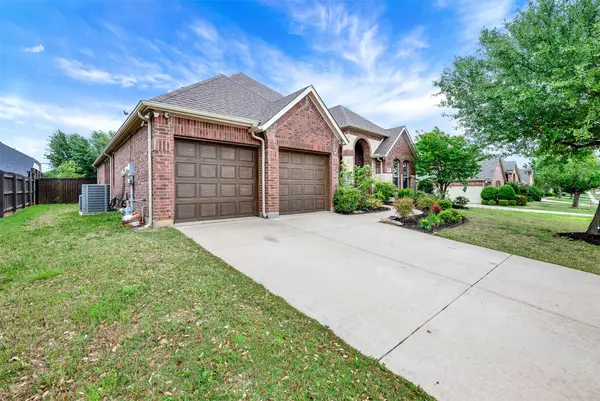 1104 Killian Drive, Mansfield, TX 76063