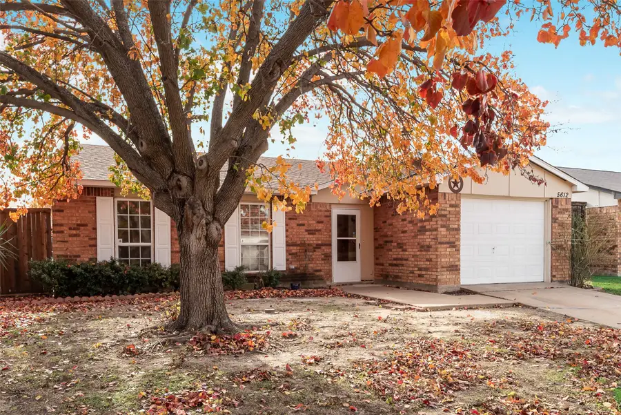 5612 Pearce Street, The Colony, TX 75056 - #3