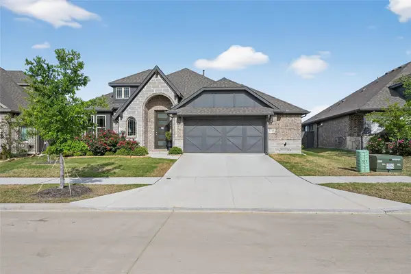 7213 Cherry Blossom Lane, Aubrey, TX 76227