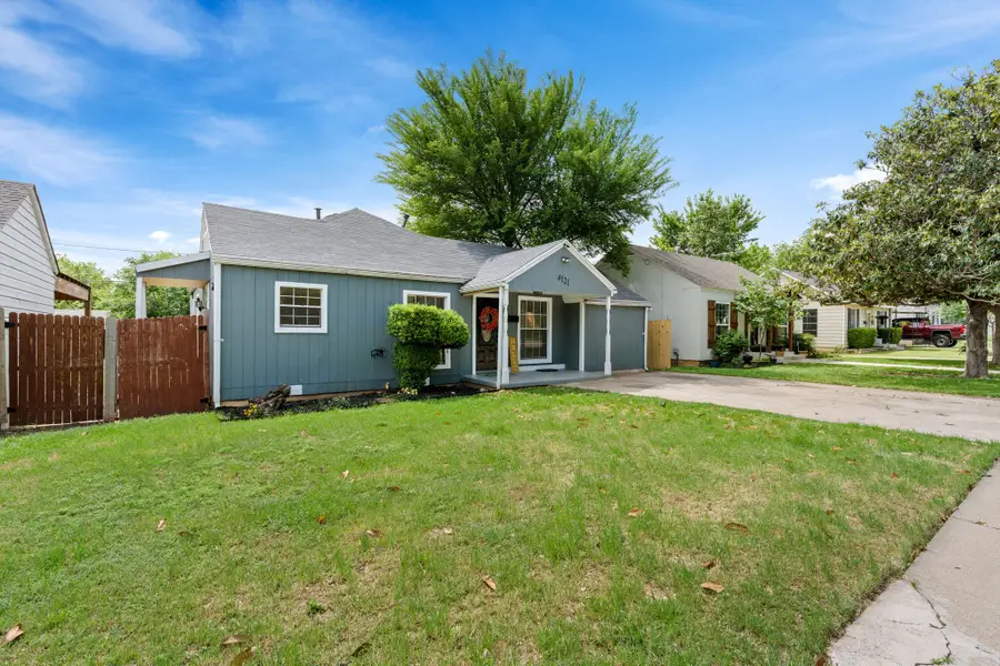 4121 Alamo Avenue, Fort Worth, TX 76107 - #3