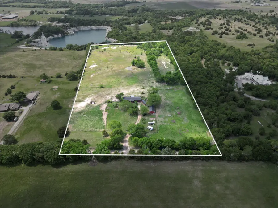 864 County Road 4425, Whitewright, TX 75491 - #2