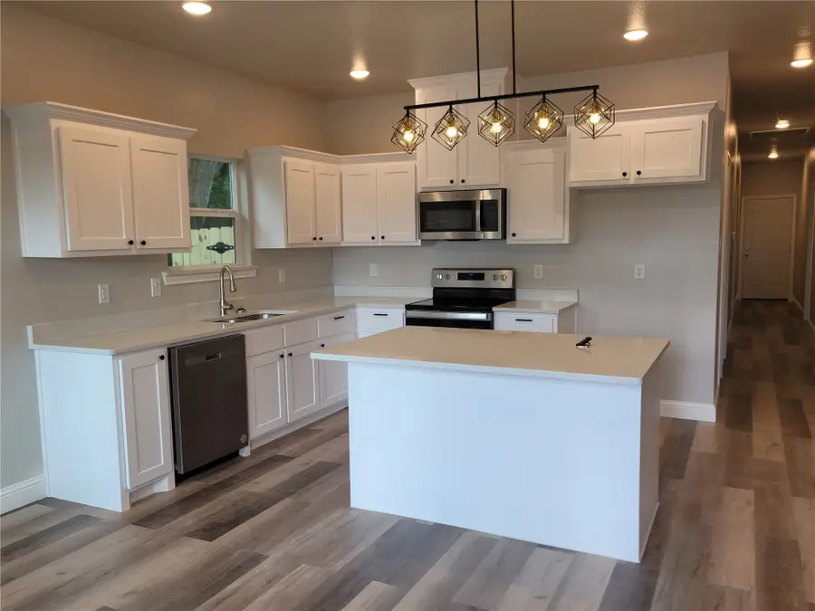 3200 King Street #A&B, Greenville, TX 75401 - #2