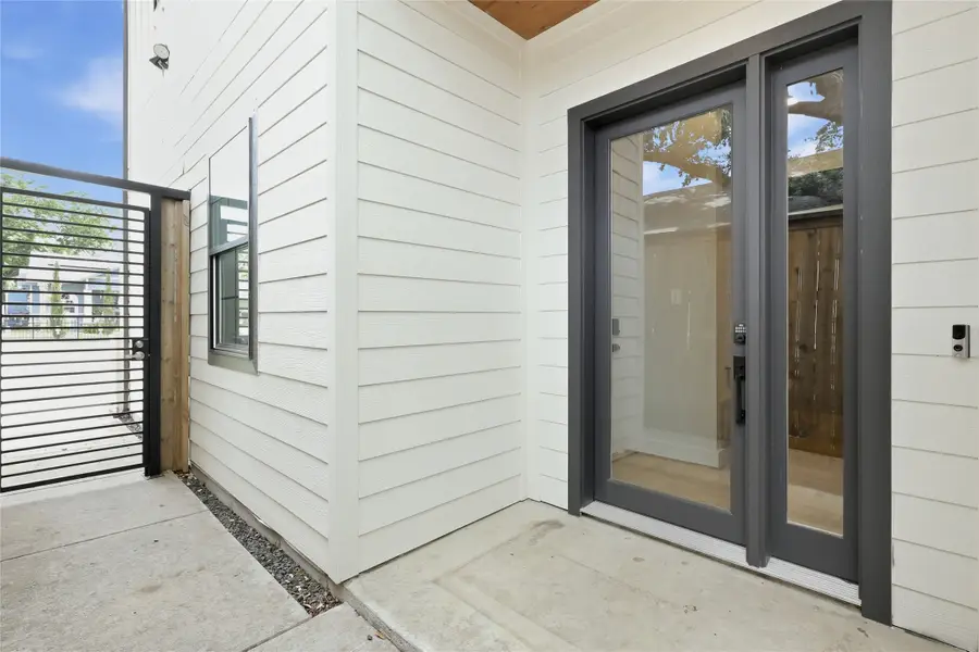 1005 Mount Auburn Avenue, Dallas, TX 75223 - #3