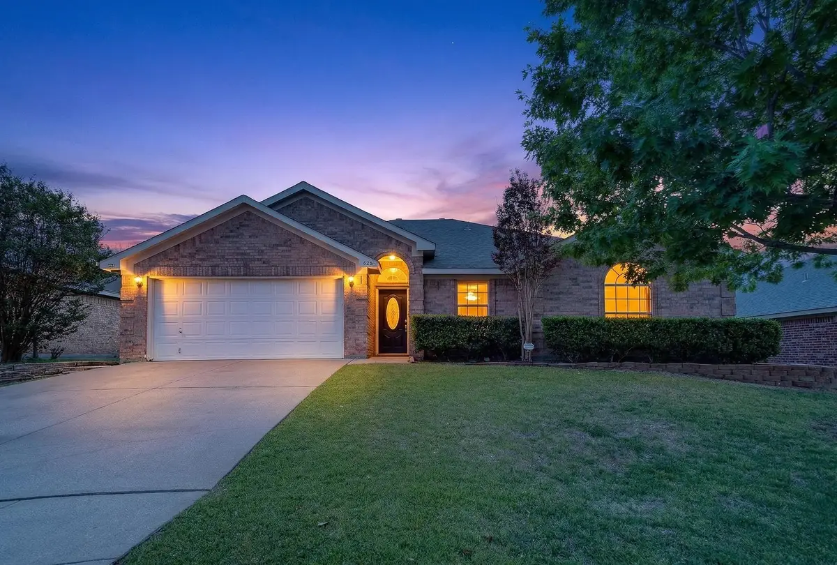 628 Dover Heights Trail, Mansfield, TX 76063 - #1