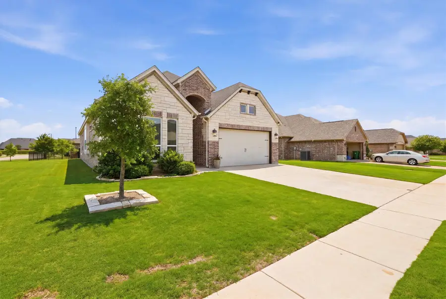 900 Pate Street, Granbury, TX 76048 - #2