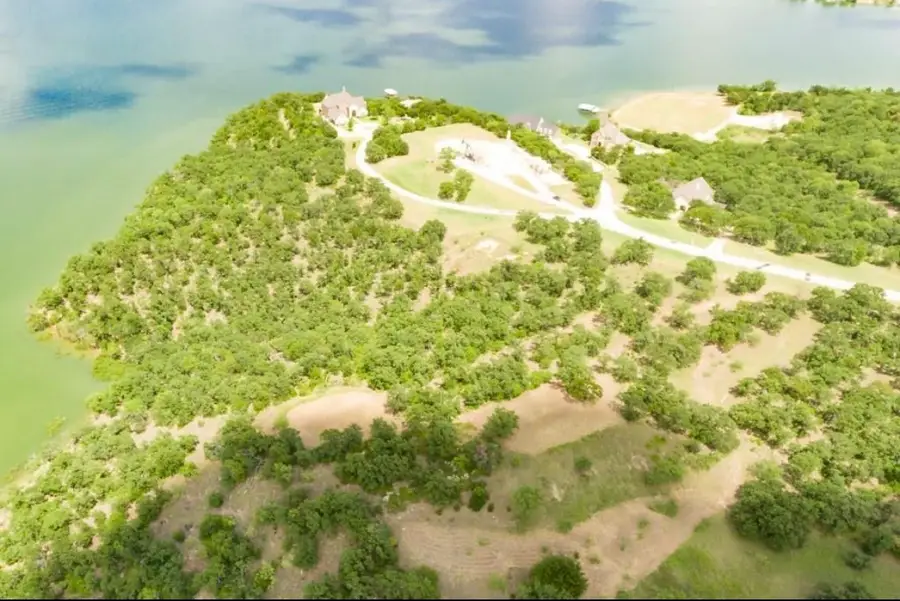 29 Cimmarron Bay Drive, Runaway Bay, TX 76426 - #3