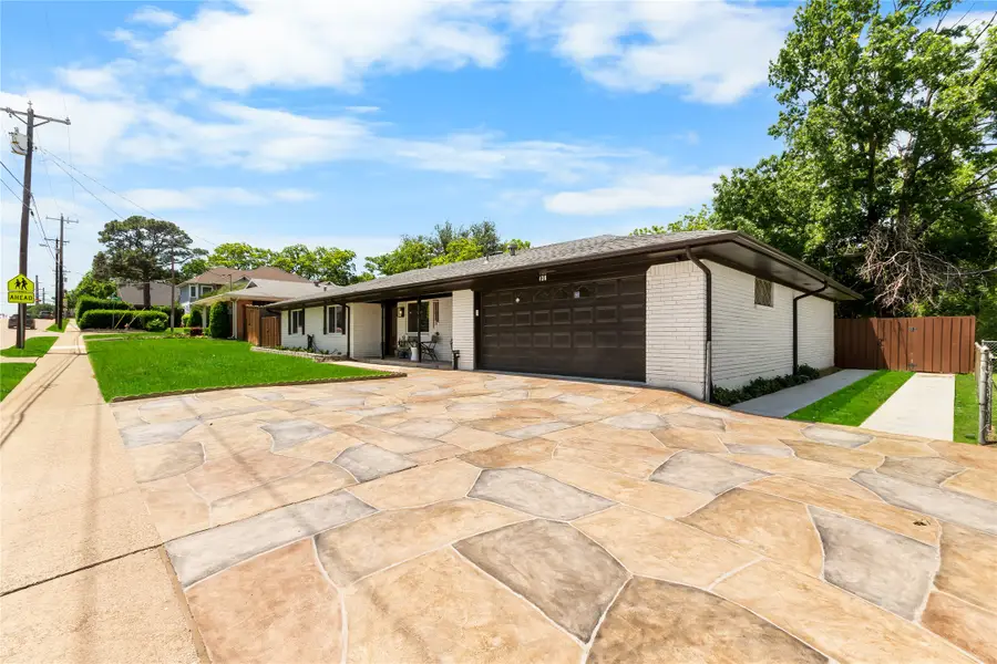 436 Ball Street, Grapevine, TX 76051 - #2