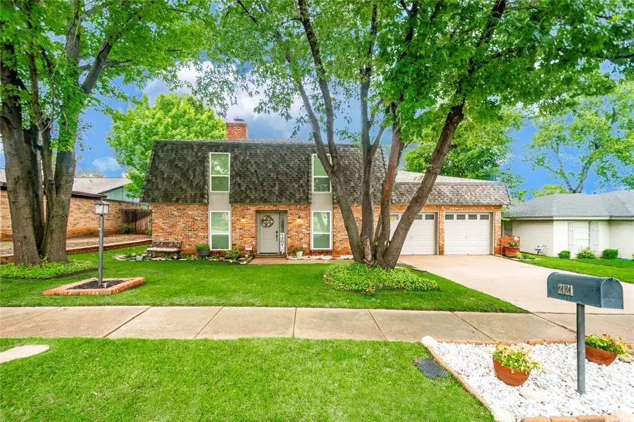 2121 Mountainview Drive, Hurst, TX 76054 - #2